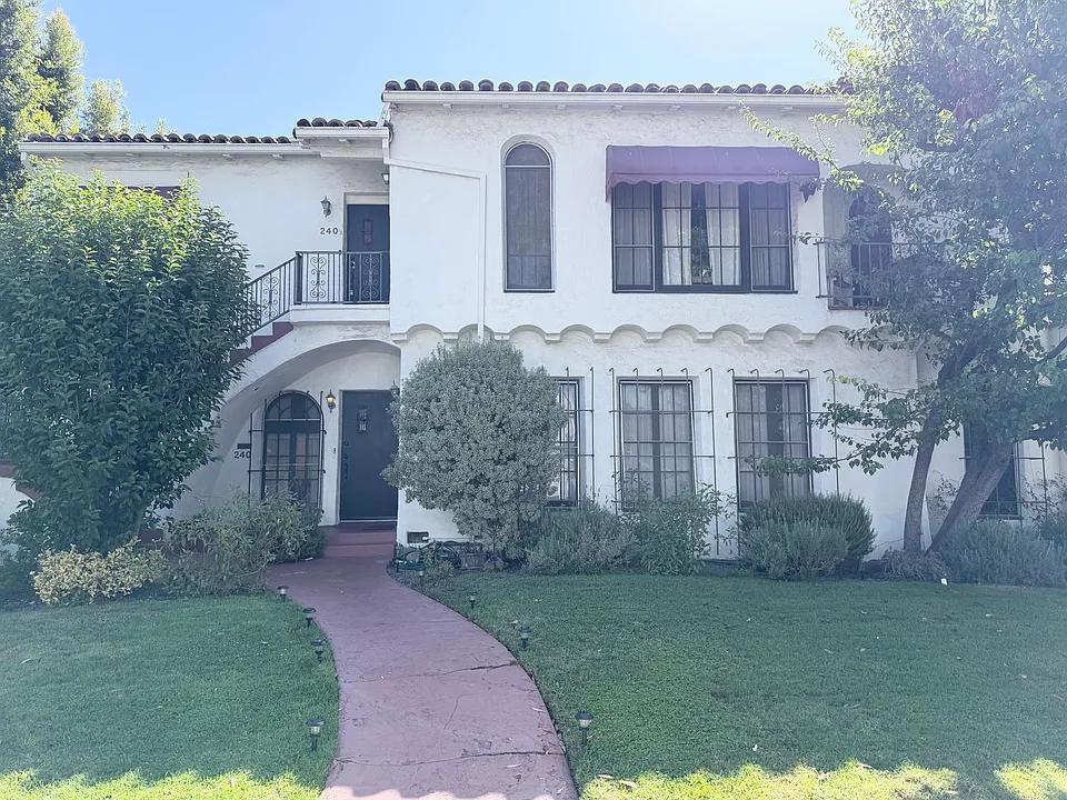 240 S Tower Dr