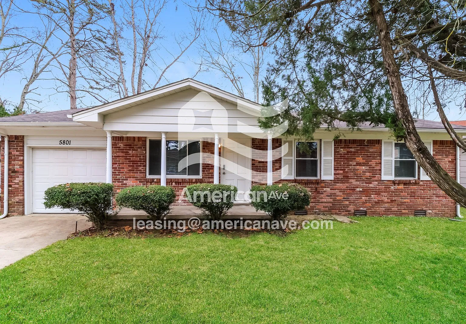 3 bed, 1.5 bath, 1149 sqft, $1,156 — Photo 1