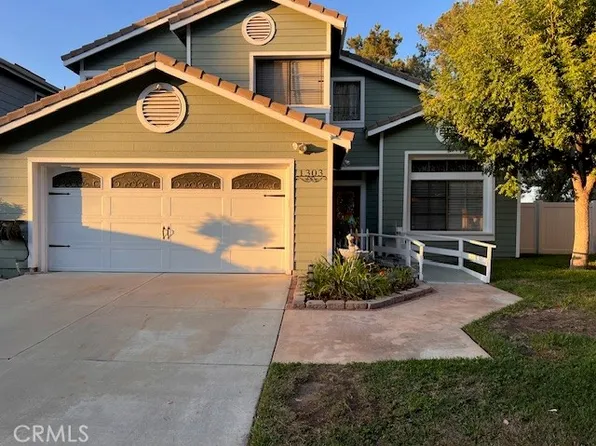 1303 Kroonen Dr, Corona, CA 92882