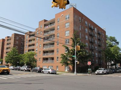 60-11 Broadway APT 3-T, Queens, NY, 11377