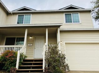 5215 SE Tibbetts St, Portland, OR 97206
