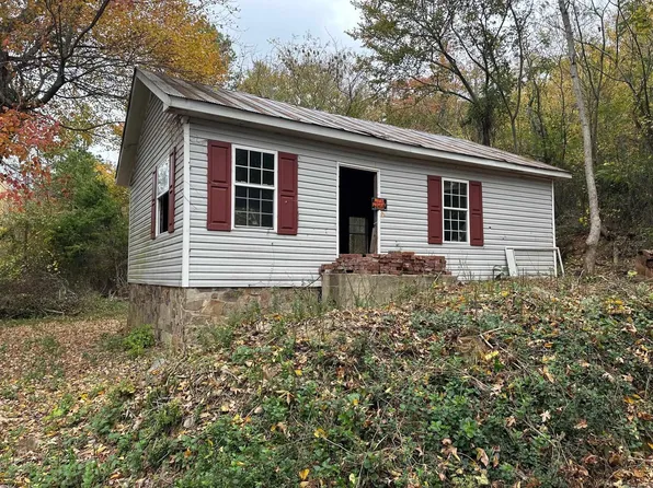 111 Highland St, Mena, AR 71953