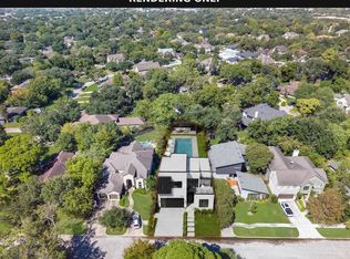 9718 Mariposa St, Houston, TX 77025