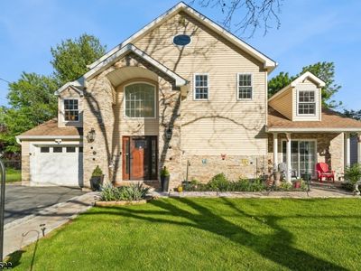 22 Spier Dr, Livingston, NJ, 07039