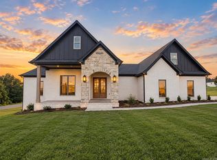 1 Bella View Dr, Greenbrier, AR 72058