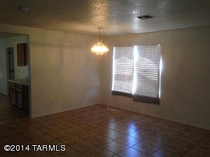2nd image of 5129 S Fox Trot Dr
