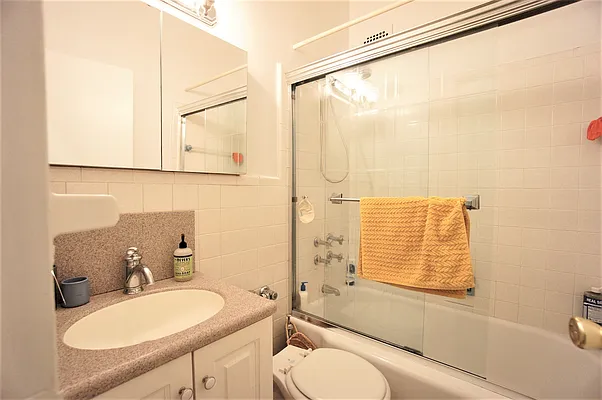 Rented by Compass | media 13