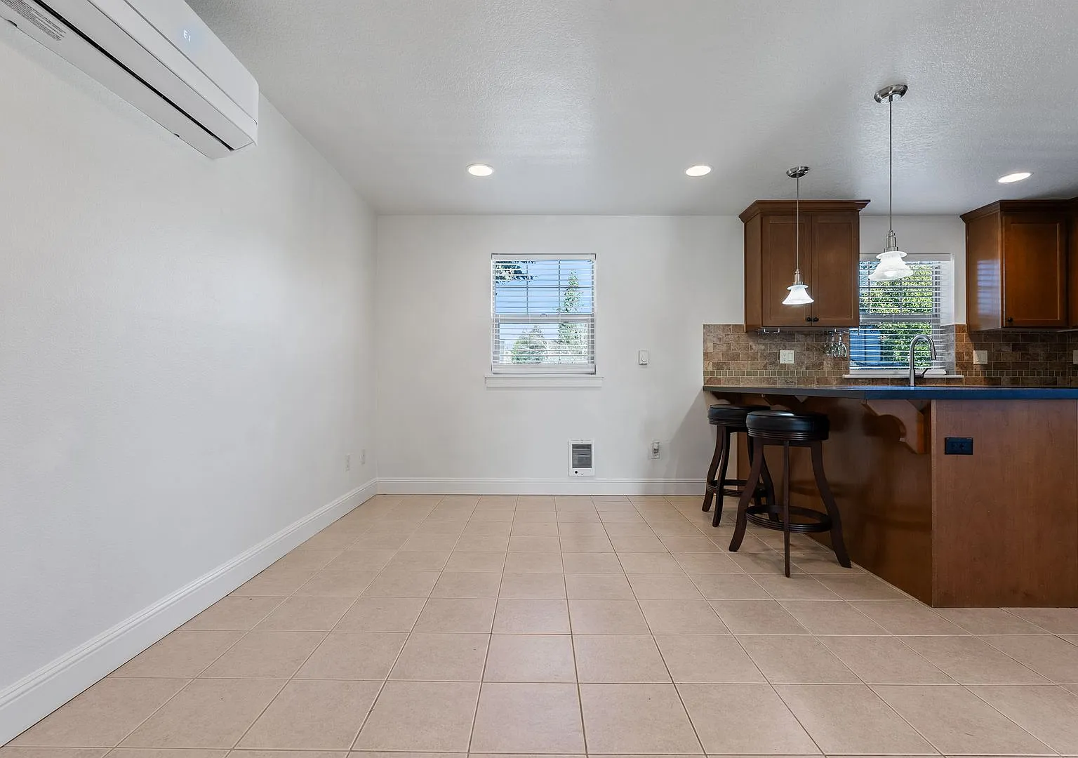 Charming Detached ADU available in NE Portland — Photo 3