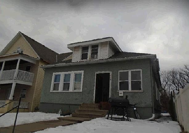 1st image of 715 Penn Ave N
