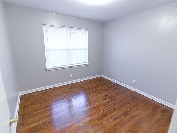 5th image of 1705 Caldwell Dr