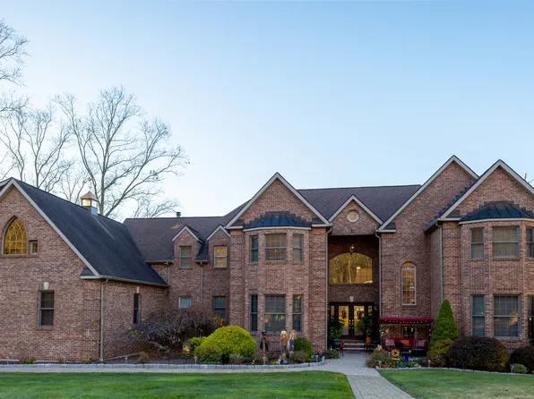 21 Colorado Court, Meriden, CT 06450