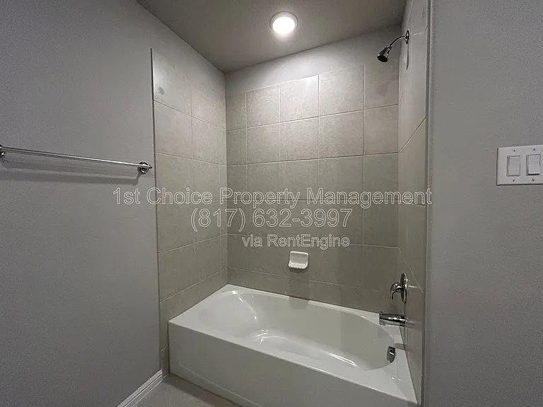 8941 Lantana Meadow Dr — Photo 43