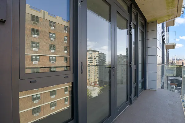 Sold by Compass | media 2