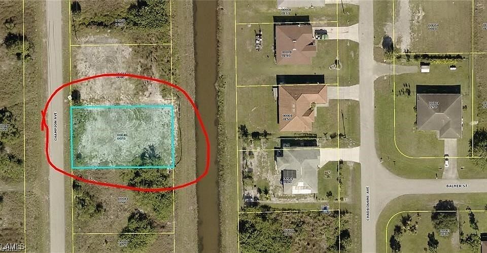 2nd image of 1012 Champion Ave