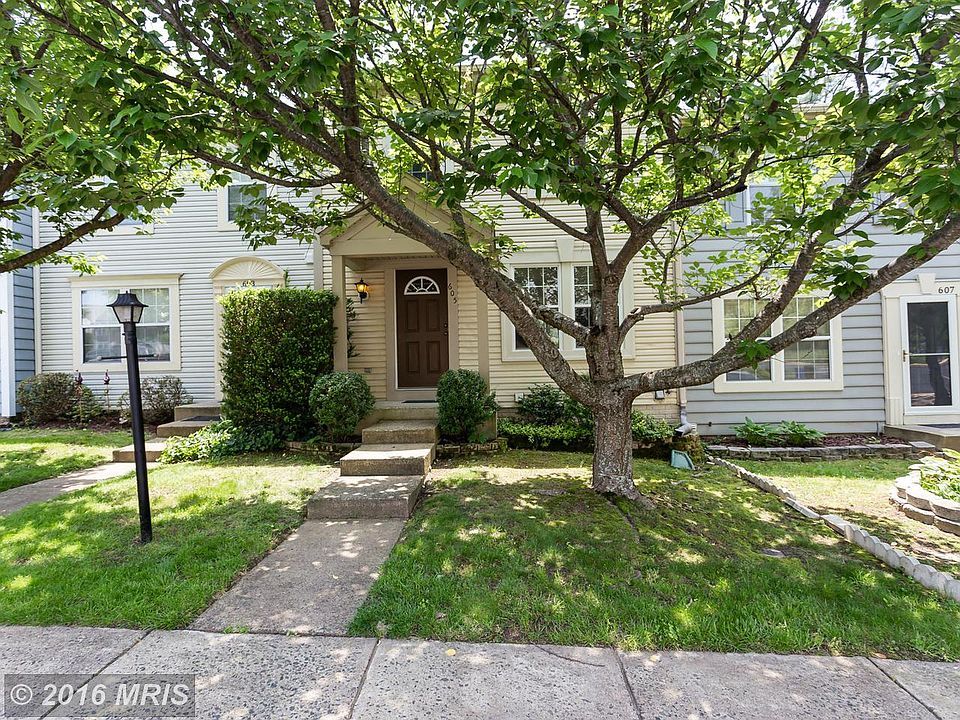 1st image of 605 Knollwood Ct