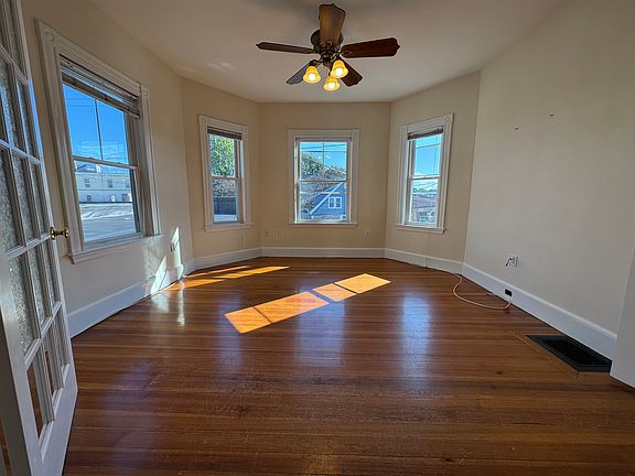3rd image of 163 Belmont St #2