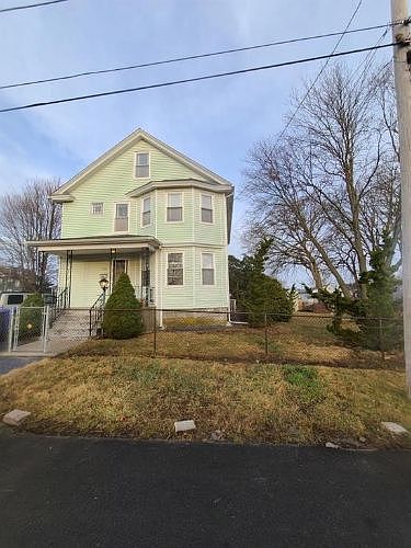 1st image of 23 N Spruce St