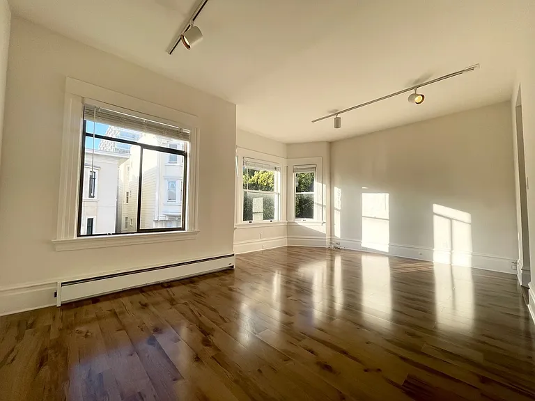 1343 Sacramento St #3 — Photo 15