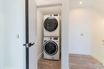 29 Woodford St #2 — Photo 6