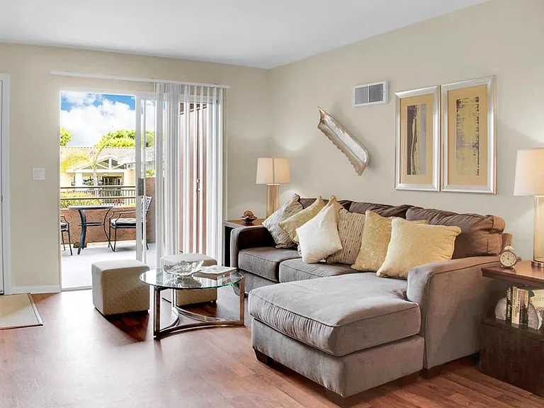 Sunbow Villas — Photo 5