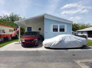 211 White Squirrel Cir, Ruskin, FL 33570