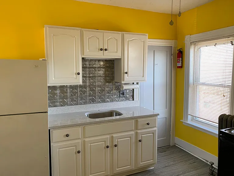 108 Lawrence St #1 — Photo 5