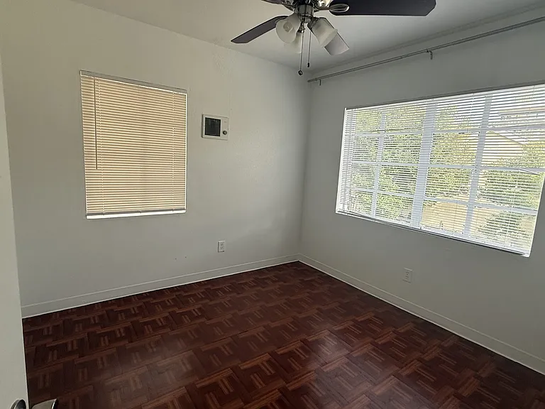 5603 Jackson St — Photo 34