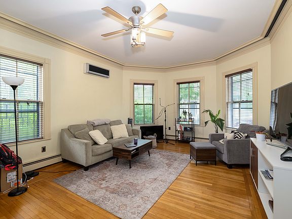 5th image of 51 Chapin Ave #1R