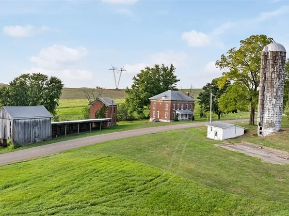 1241 Apollo Rd SE, Carrollton, OH 44615