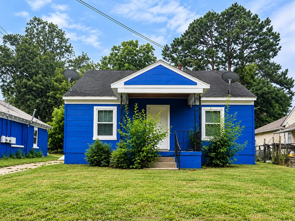 3414 Bowen Ave