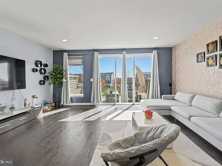 42265 Riggins Ridge Ter — Photo 14