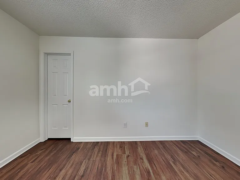 6016 Glen Way Dr — Photo 20
