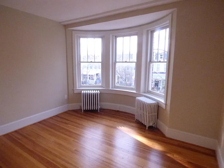 1960 Biltmore St NW #3 — Photo 12