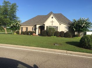 414 E Frenchmans Bend Rd, Monroe, LA 71203