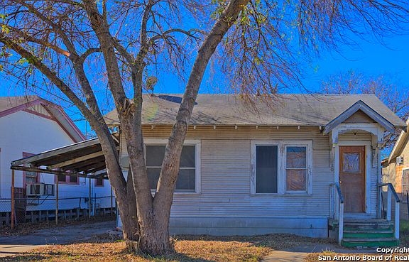 3rd image of 231 Goodrich Ave
