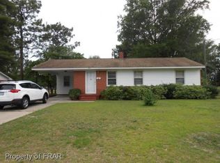 1818 Wayne Ln, Fayetteville, NC 28304