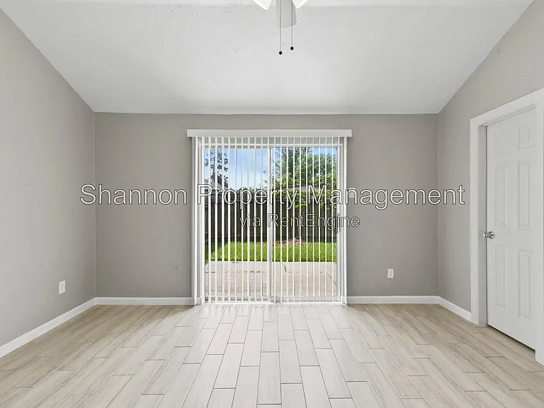3110 Oak Rock Cir — Photo 20