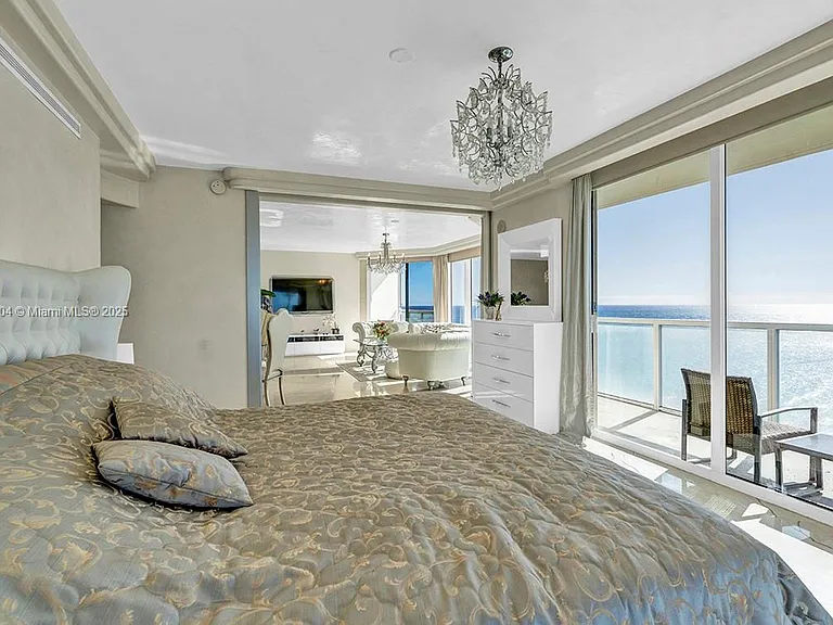 16699 Collins Ave #2508 — Photo 10