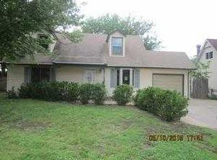 121 S Ranger Ave, Haysville, KS 67060