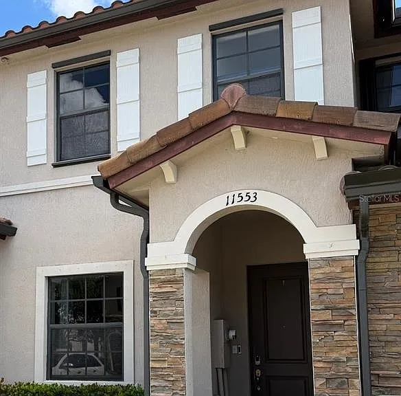 11553 SW 248th Ter — Photo 1