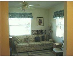 4th image of 3103 Wood St