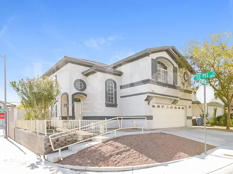 9501 Forest Lily Ct — Photo 2