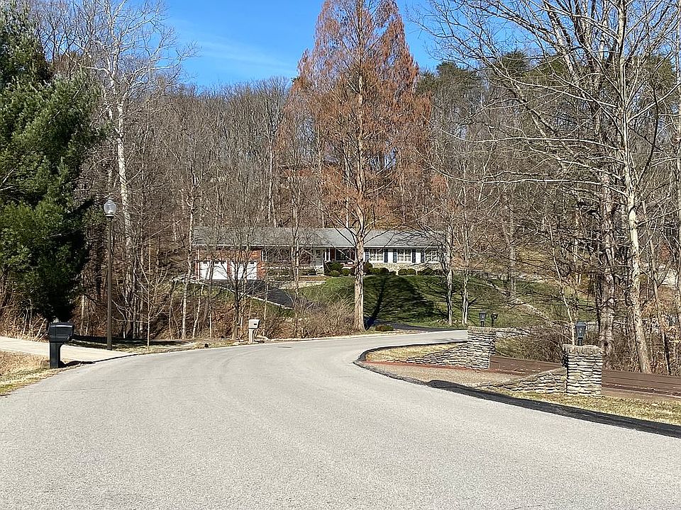 1st image of 8810 Mountain Brook Dr