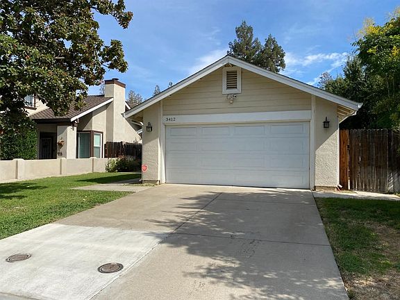 3rd image of 3412 Bridgeford Dr