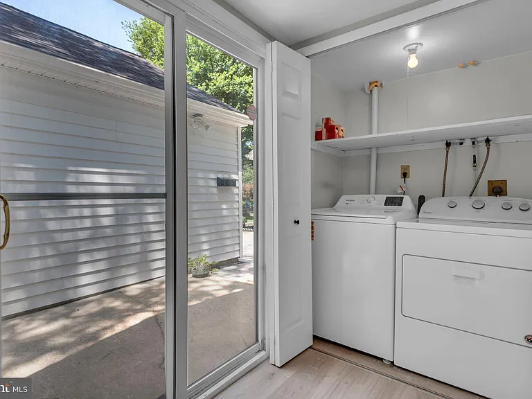 1836 Ralston Pl — Photo 23