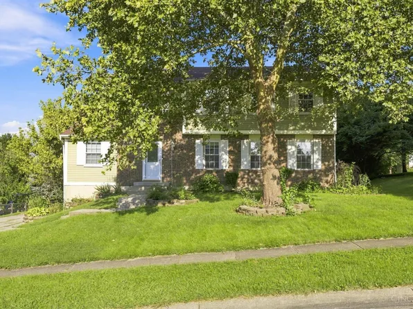 3385 Greenwich Dr, Fairfield, OH 45014