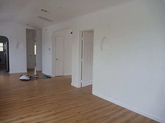 Living / Dining
