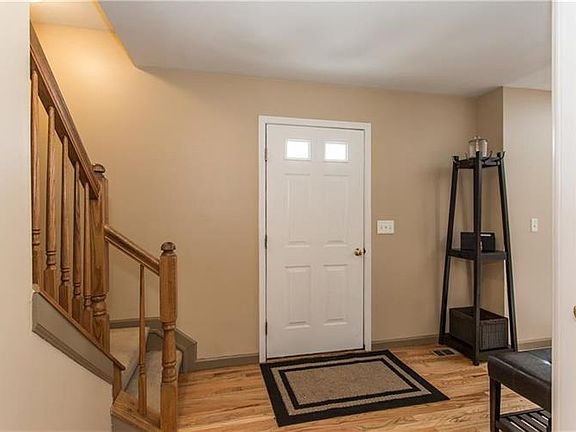 2nd image of 4958 Tinderbox Cir