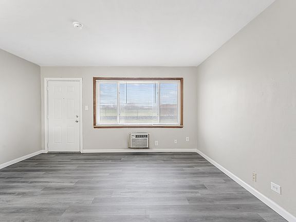 4th image of 4255 7th St #U