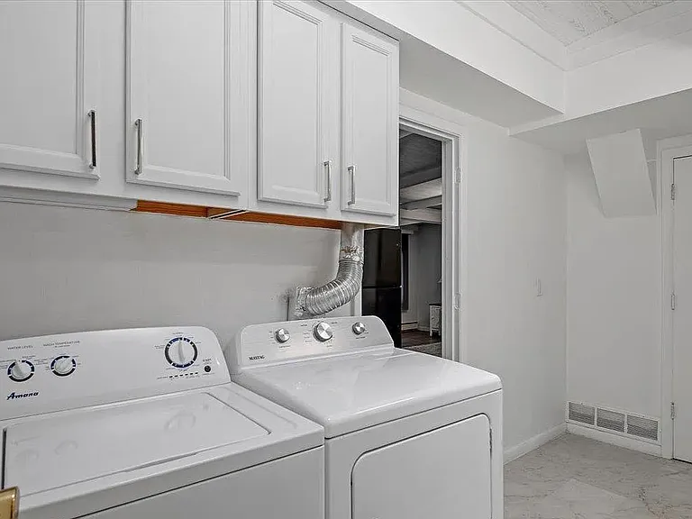 6600 S Frontage St #209 — Photo 5